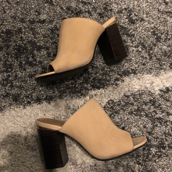Calvin Klein Shoes - Calvin Klein Nude Mules, Size 5.5